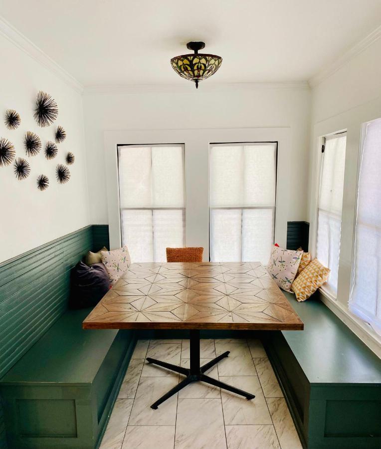 Private Room Downtown - Full House Access Lafayette Exterior photo
